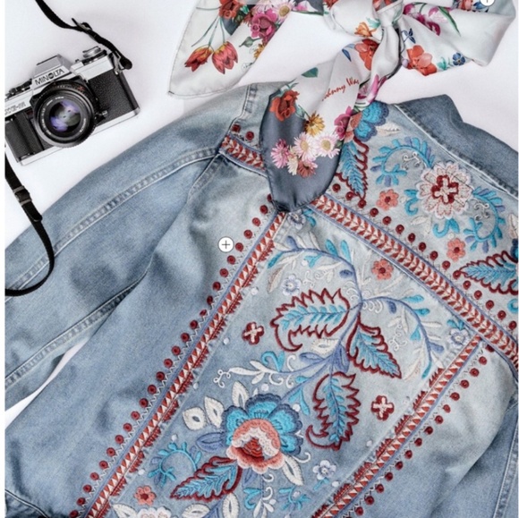 Johnny was FLOWER SCARF - Picture 2 of 6